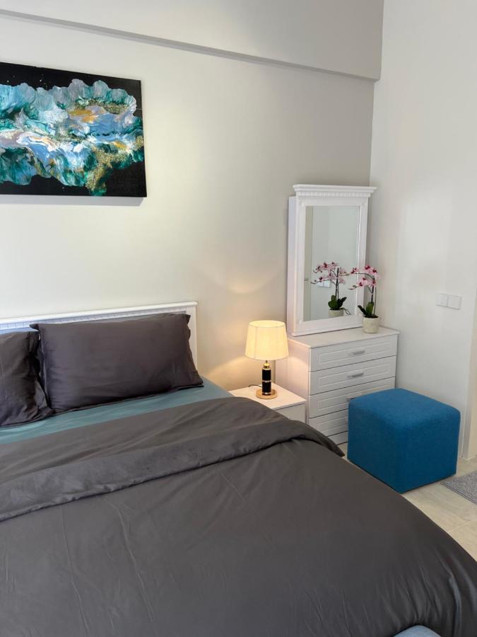 By The Sea Beachfront Designer Suites Penang - Managed By Art Of Tree باتو فيرينغي المظهر الخارجي الصورة