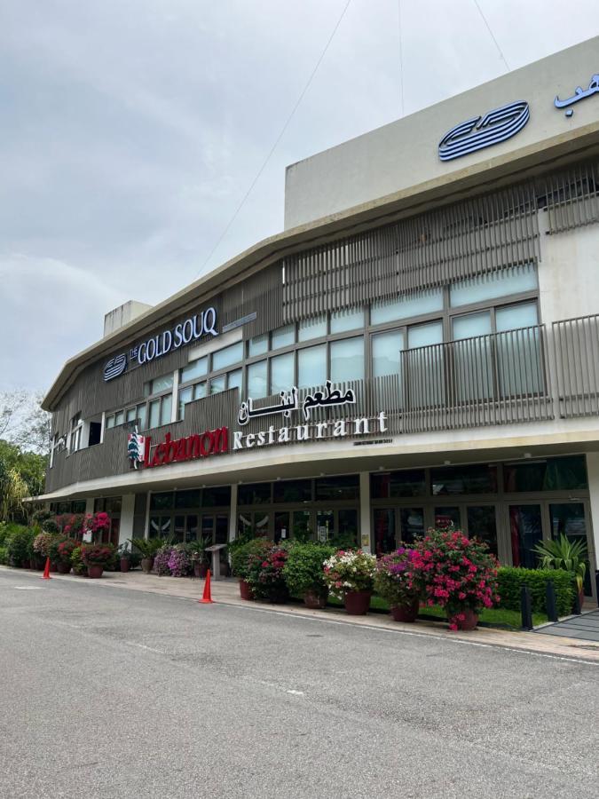 By The Sea Beachfront Designer Suites Penang - Managed By Art Of Tree باتو فيرينغي المظهر الخارجي الصورة