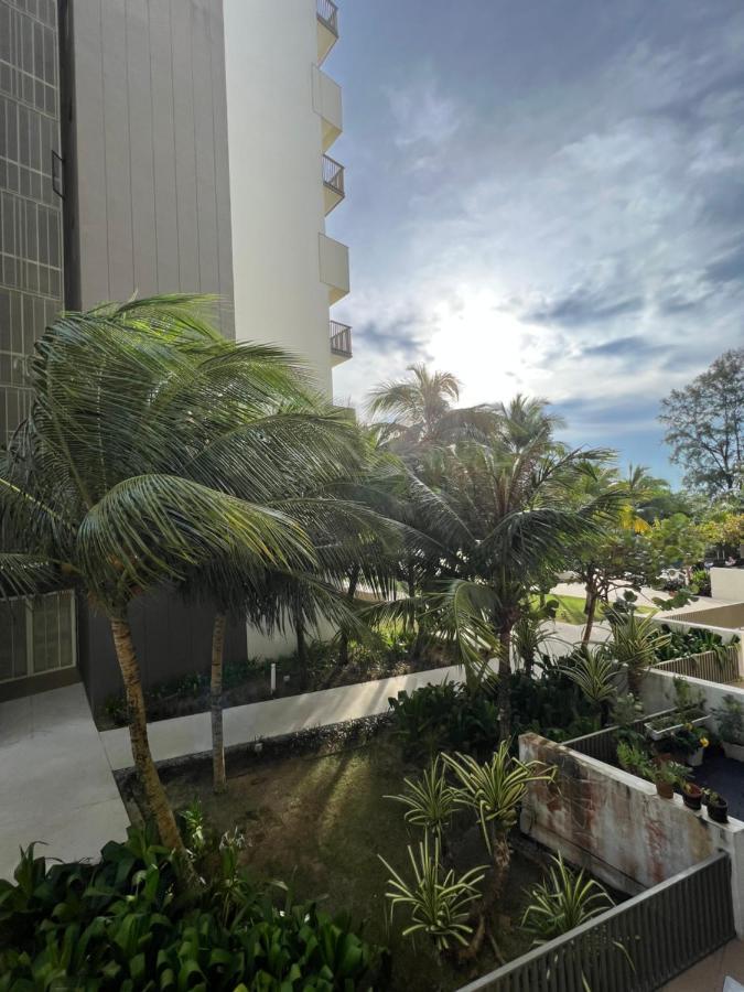 By The Sea Beachfront Designer Suites Penang - Managed By Art Of Tree باتو فيرينغي المظهر الخارجي الصورة